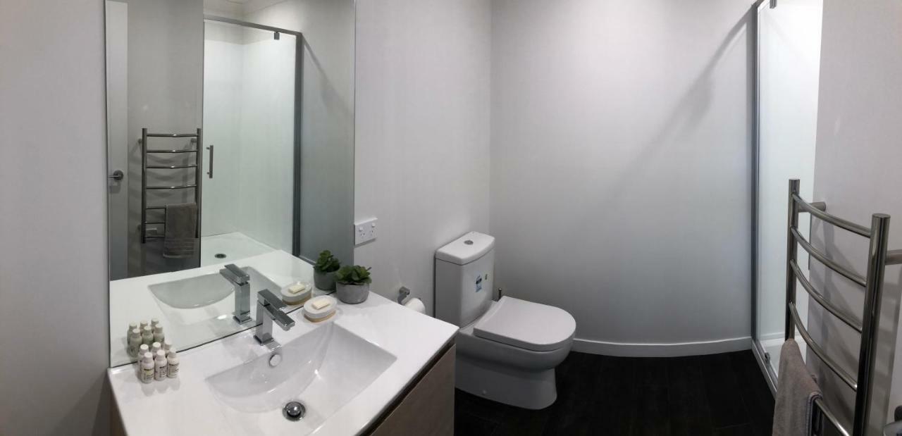 Central Park Gemini Apartments แฮมิลตัน ภายนอก รูปภาพ