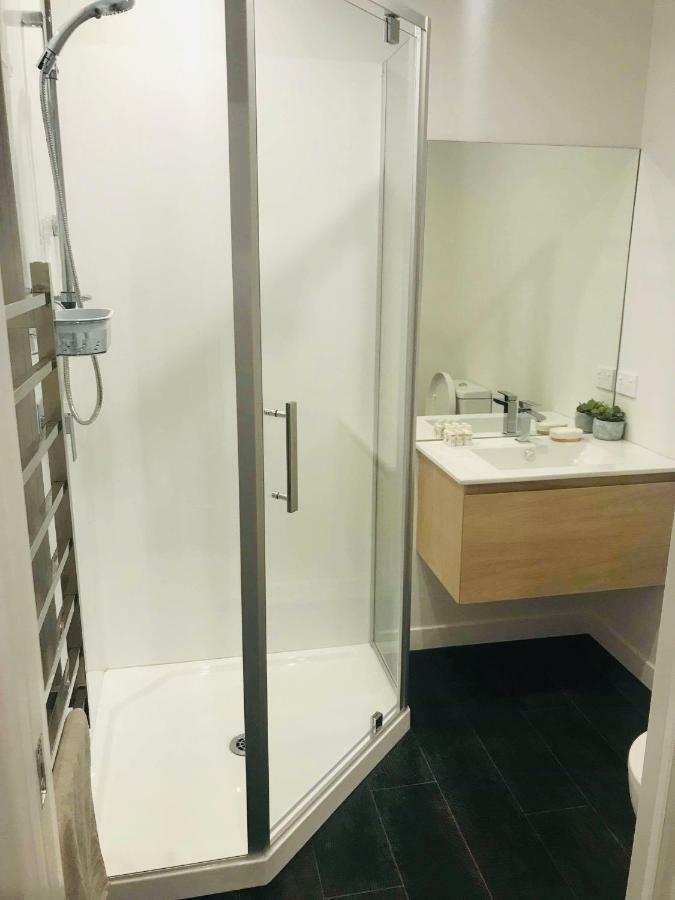 Central Park Gemini Apartments แฮมิลตัน ภายนอก รูปภาพ